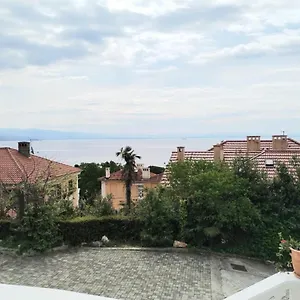 Darijana , Opatija Croatie