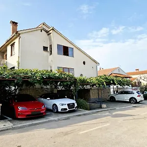 Mihaela , Poreč Croatie