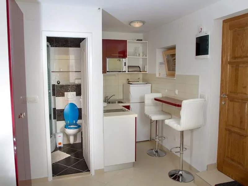 Apartments & Rooms Toni Split Penzion