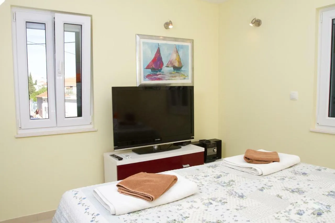 Apartments & Rooms Toni Split