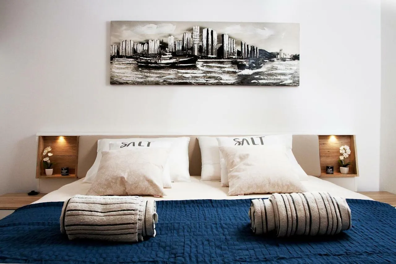 Apartments & Rooms Toni Split